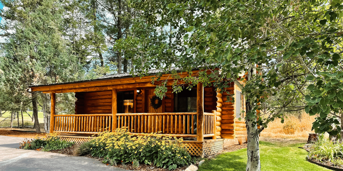 Flathead Lake Lodging