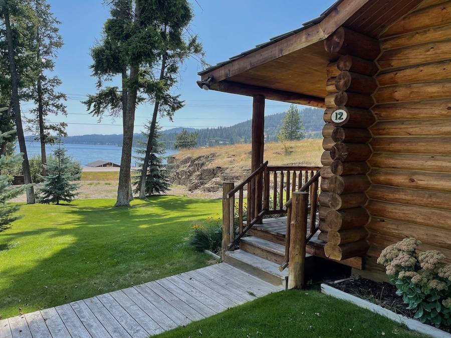 Somers Bay Log Cabins Montana